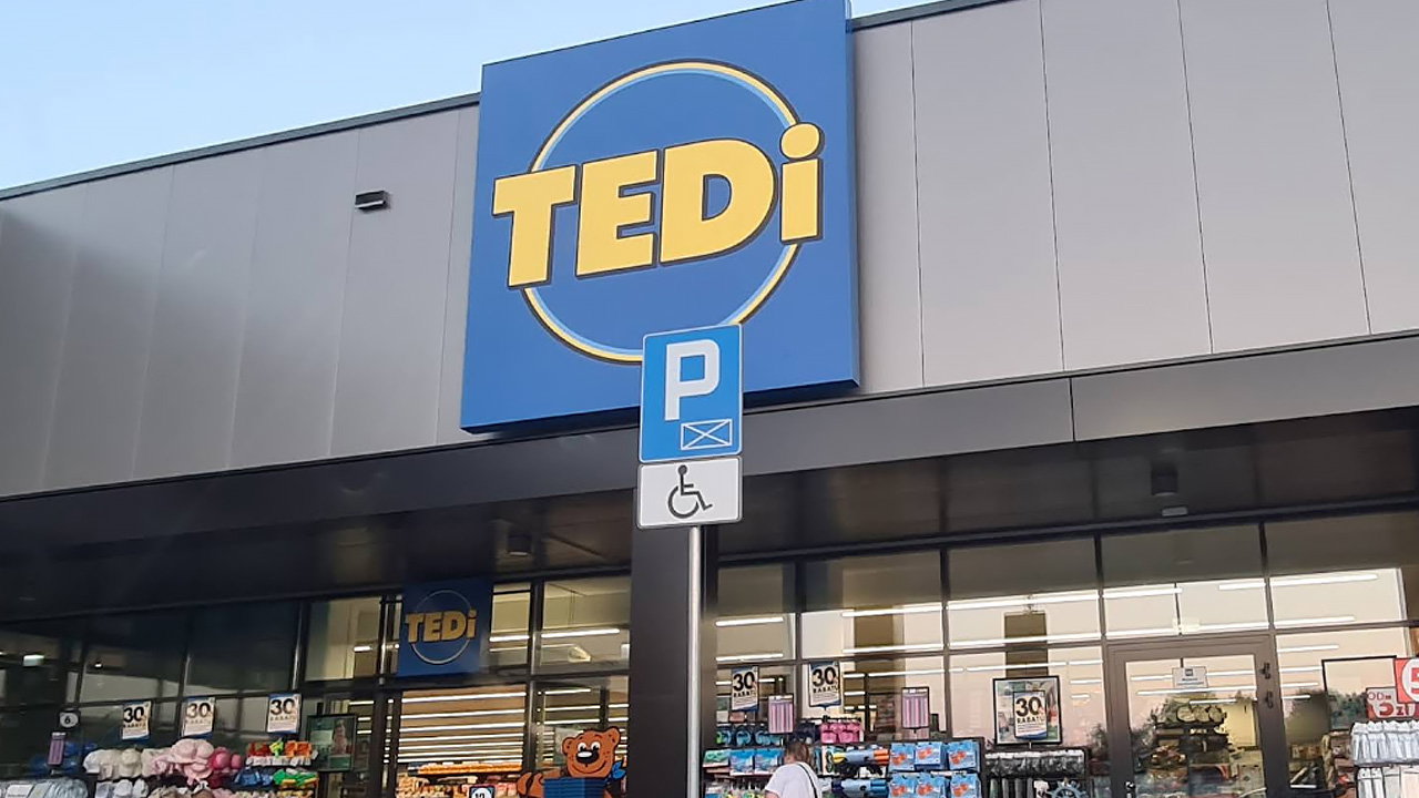 Tedi wprowadziło swoją wersję za 23 złote. Ikea chce dwa razy więcej ...